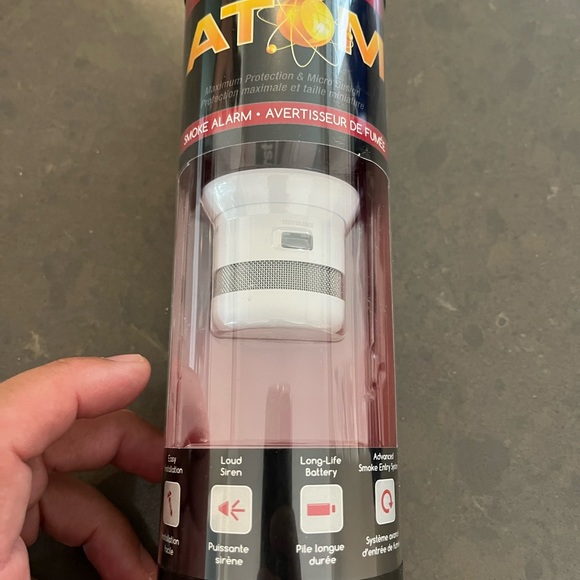 First Alert Atom smoke detector open box brand new - Picture 2 of 5